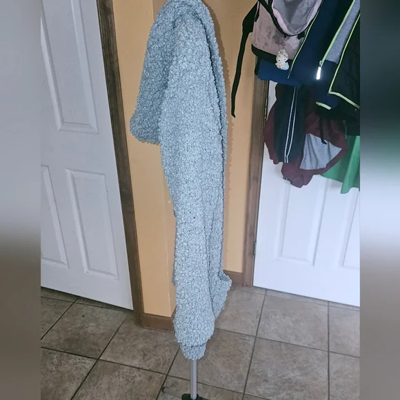 Nwot pink rose hooded cardigan sz sm. Sage green. - Picture 3 of 4